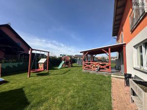 Prodej rodinného domu, Obříství, Povodňová, 129 m2