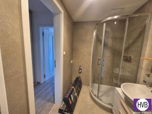 Pronájem bytu 1+kk, Praha, Výstavní, 38 m2
