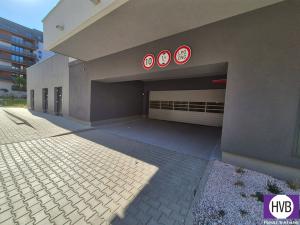 Pronájem bytu 1+kk, Praha, Výstavní, 38 m2