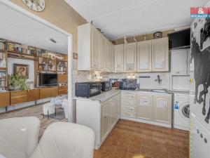 Prodej bytu 3+1, Praha - Střížkov, Jablonecká, 74 m2