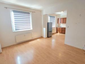 Pronájem bytu 1+kk, Valašské Meziříčí - Krásno nad Bečvou, Nádražní, 33 m2