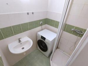 Pronájem bytu 1+kk, Valašské Meziříčí - Krásno nad Bečvou, Nádražní, 33 m2