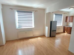 Pronájem bytu 1+kk, Valašské Meziříčí - Krásno nad Bečvou, Nádražní, 33 m2