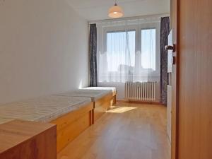 Pronájem bytu 3+kk, Praha - Řepy, Bazovského, 69 m2