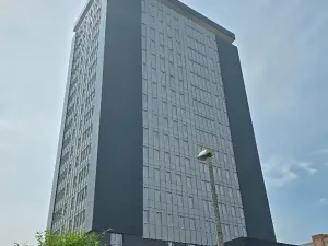 Pronájem bytu 1+kk, Chomutov, Žižkovo náměstí, 27 m2