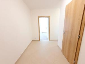 Pronájem bytu 2+1, Praha - Záběhlice, Jasmínová, 53 m2