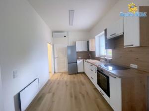 Pronájem bytu 2+kk, Praha - Chodov, Švabinského, 42 m2