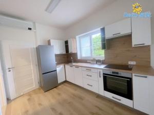 Pronájem bytu 2+kk, Praha - Chodov, Švabinského, 42 m2