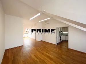 Pronájem kanceláře, Praha - Smíchov, Štefánikova, 129 m2
