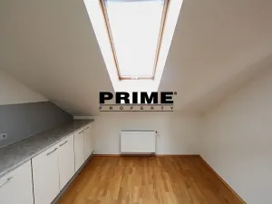 Pronájem kanceláře, Praha - Smíchov, Štefánikova, 129 m2