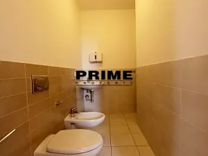 Pronájem kanceláře, Praha - Smíchov, Štefánikova, 129 m2