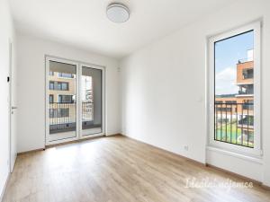 Pronájem bytu 3+kk, Praha - Hloubětín, Domalípova, 90 m2