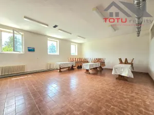 Pronájem kanceláře, Černožice, 400 m2