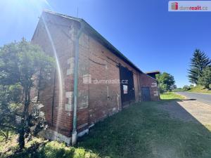 Prodej rodinného domu, Pnětluky, 975 m2