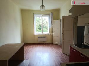 Pronájem bytu 1+1, Praha - Braník, Bezová, 55 m2