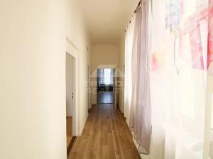 Pronájem bytu 4+1, Plzeň, Veleslavínova, 102 m2