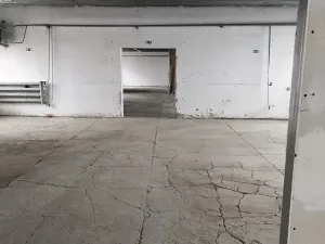 Pronájem výrobních prostor, Hradec Králové, Vážní, 360 m2