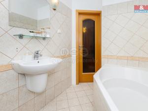 Pronájem bytu 2+1, Pardubice - Zelené Předměstí, Artura Krause, 56 m2