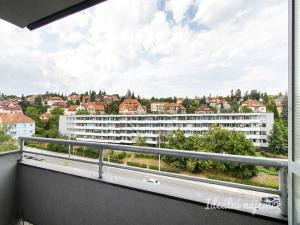 Pronájem bytu 2+1, Praha - Dejvice, Evropská, 76 m2