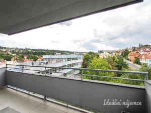 Pronájem bytu 2+1, Praha - Dejvice, Evropská, 76 m2