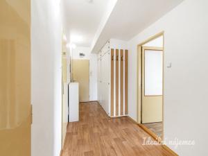 Pronájem bytu 2+1, Praha - Dejvice, Evropská, 76 m2