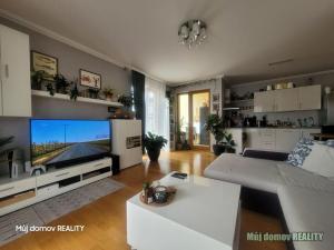 Pronájem bytu 2+kk, Praha - Holešovice, Komunardů, 60 m2