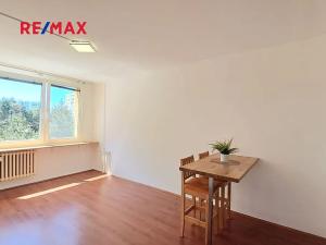 Pronájem bytu 2+kk, Praha - Kamýk, Machuldova, 40 m2