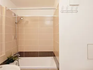 Pronájem bytu 2+kk, Praha - Kamýk, Machuldova, 40 m2
