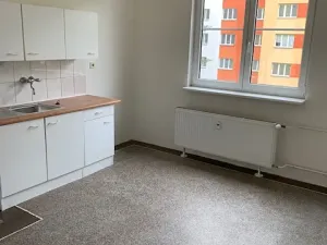 Pronájem bytu 2+1, Pardubice, Sladkovského, 70 m2