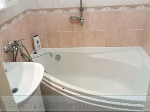 Pronájem bytu 2+1, Praha - Hloubětín, Poděbradská, 58 m2