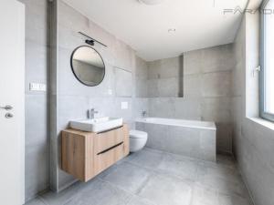 Pronájem bytu 2+kk, Praha - Modřany, Mezi vodami, 72 m2