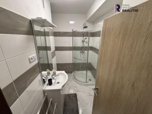 Pronájem bytu 2+1, Kostelec na Hané, Sídliště Sport, 57 m2