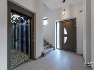 Pronájem obchodního prostoru, Úvaly, Pražská, 99 m2