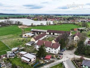 Prodej výrobních prostor, Třeboň, Sídliště, 2921 m2