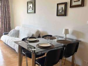 Pronájem bytu 2+kk, Praha, Na výspě, 52 m2