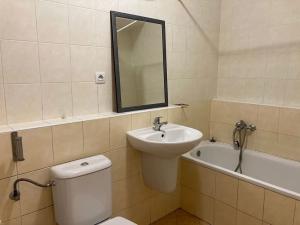 Pronájem bytu 1+kk, Praha - Vysočany, Poděbradská, 35 m2
