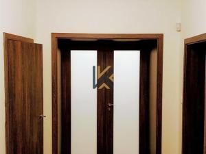 Pronájem kanceláře, Praha, Tyršova, 23 m2