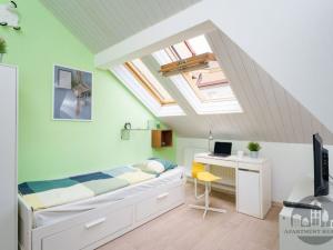 Pronájem bytu 1+kk, Praha, Čestmírova, 30 m2
