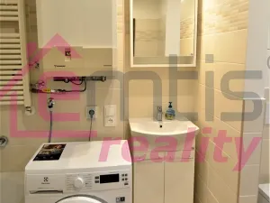 Pronájem bytu 2+1, Praha - Ruzyně, Stochovská, 56 m2