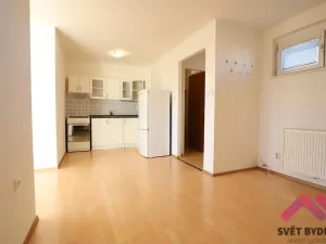 Pronájem bytu 1+1, Praha - Krč, Humpolecká, 42 m2