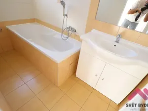 Pronájem bytu 1+1, Praha - Krč, Humpolecká, 42 m2