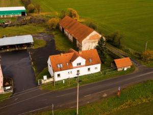 Pronájem vícegeneračního domu, Dolní Pohleď - Měchonice, 191 m2