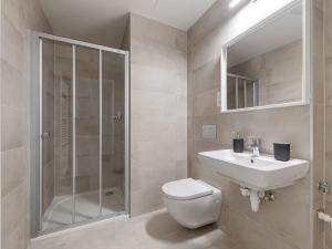 Pronájem bytu 2+kk, Praha - Karlín, Thámova, 63 m2