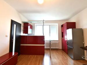 Pronájem bytu 2+kk, Praha - Žižkov, Hartigova, 36 m2