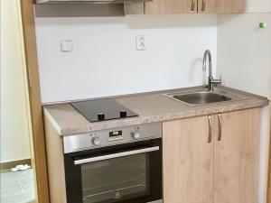 Pronájem bytu 1+kk, Praha - Hlubočepy, Nad Zlíchovem, 41 m2