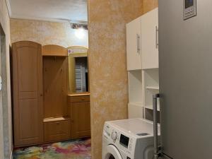 Prodej bytu 3+1, Karlovy Vary, Gagarinova, 79 m2