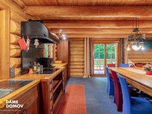 Prodej chalupy, Salaš, 280 m2