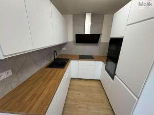 Prodej bytu 3+1, Most, tř. Budovatelů, 70 m2