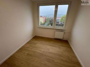 Prodej bytu 3+1, Most, tř. Budovatelů, 70 m2