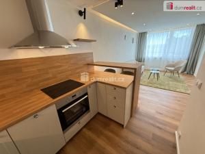 Pronájem bytu 2+kk, Praha - Háje, Kosmická, 45 m2